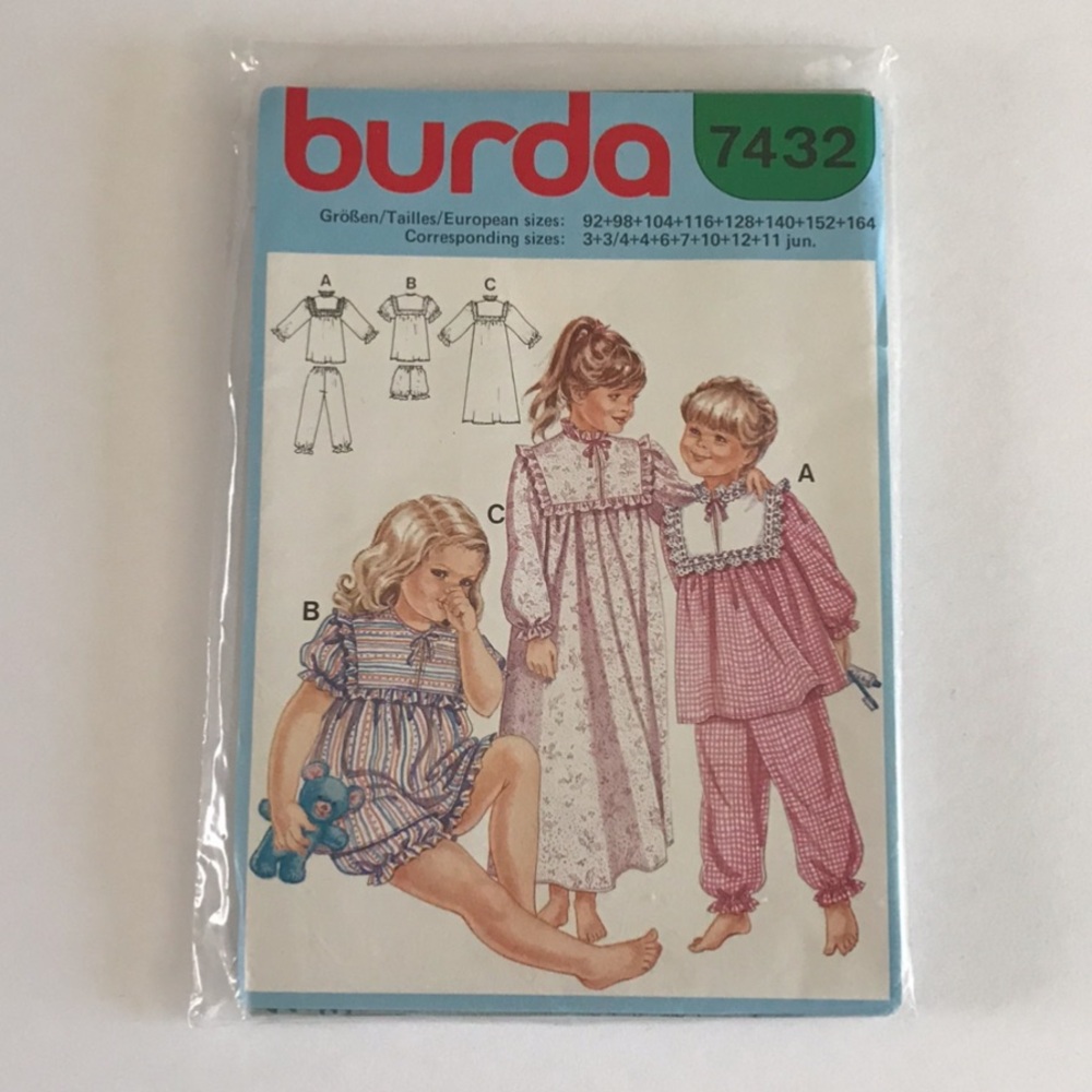 🧵3for12🧵 VTG Burda Pattern 7432 Child’s Pajamas Nightgown